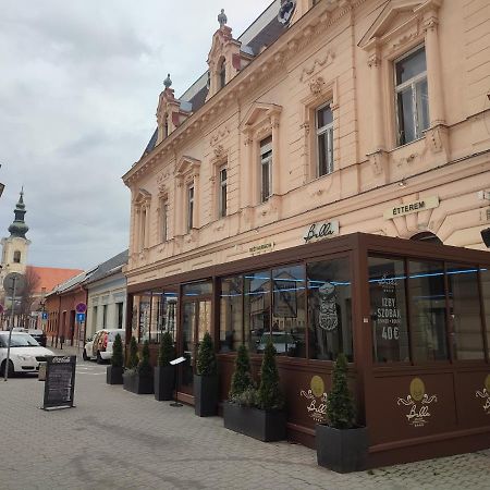 Bella Penzion Komárno Екстериор снимка