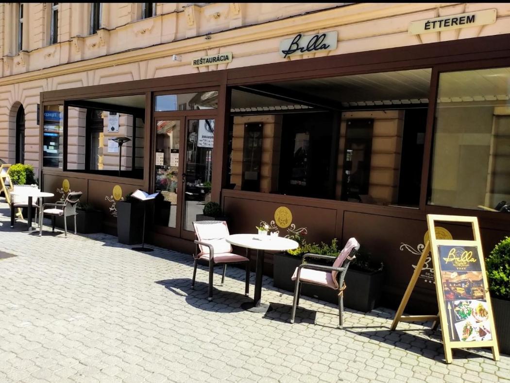 Bella Penzion Komárno Екстериор снимка