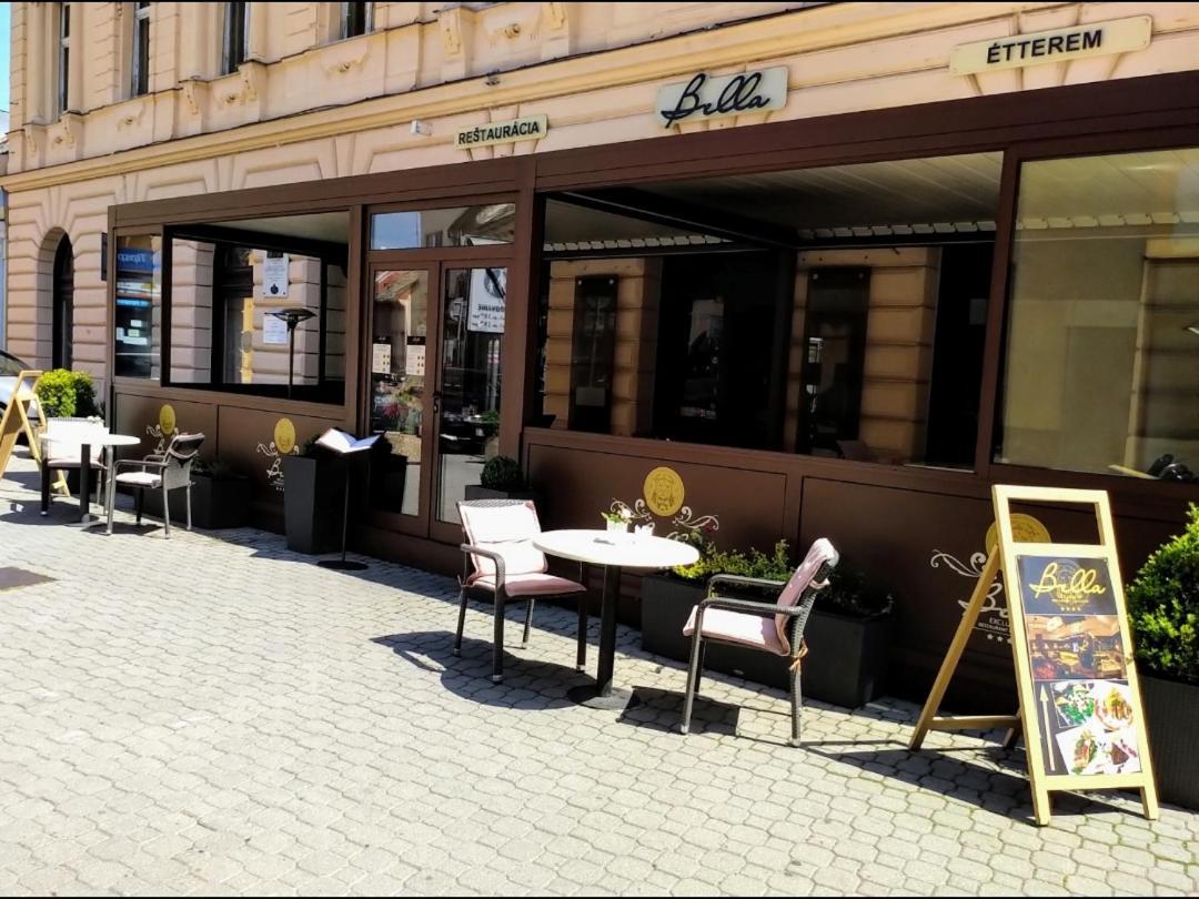 Bella Penzion Komárno Екстериор снимка